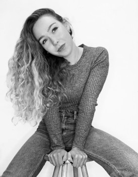 Dari